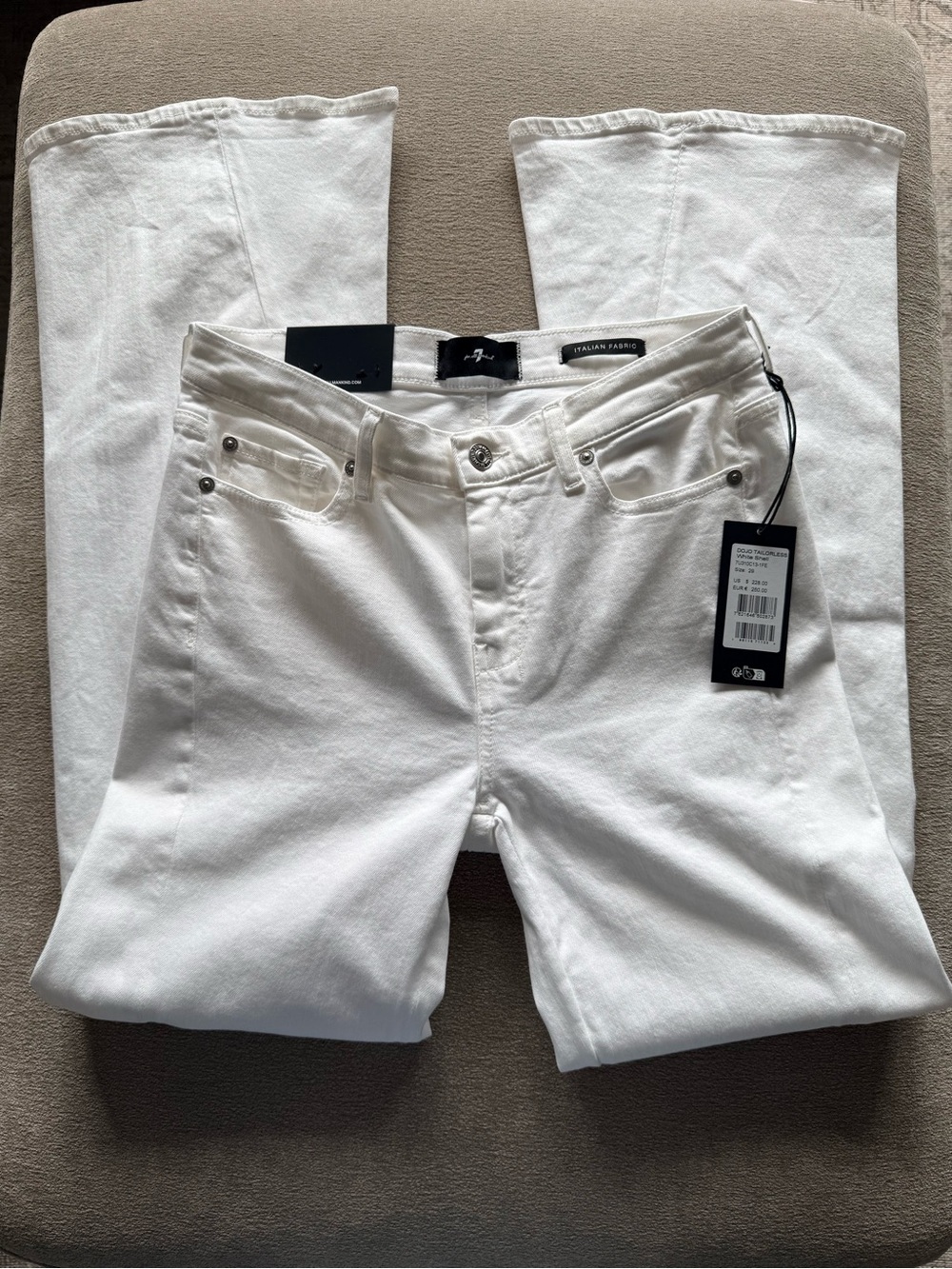7 For All Mankind Dojo Tailorless Slim White Bootcut Jeans Size 29 NWT